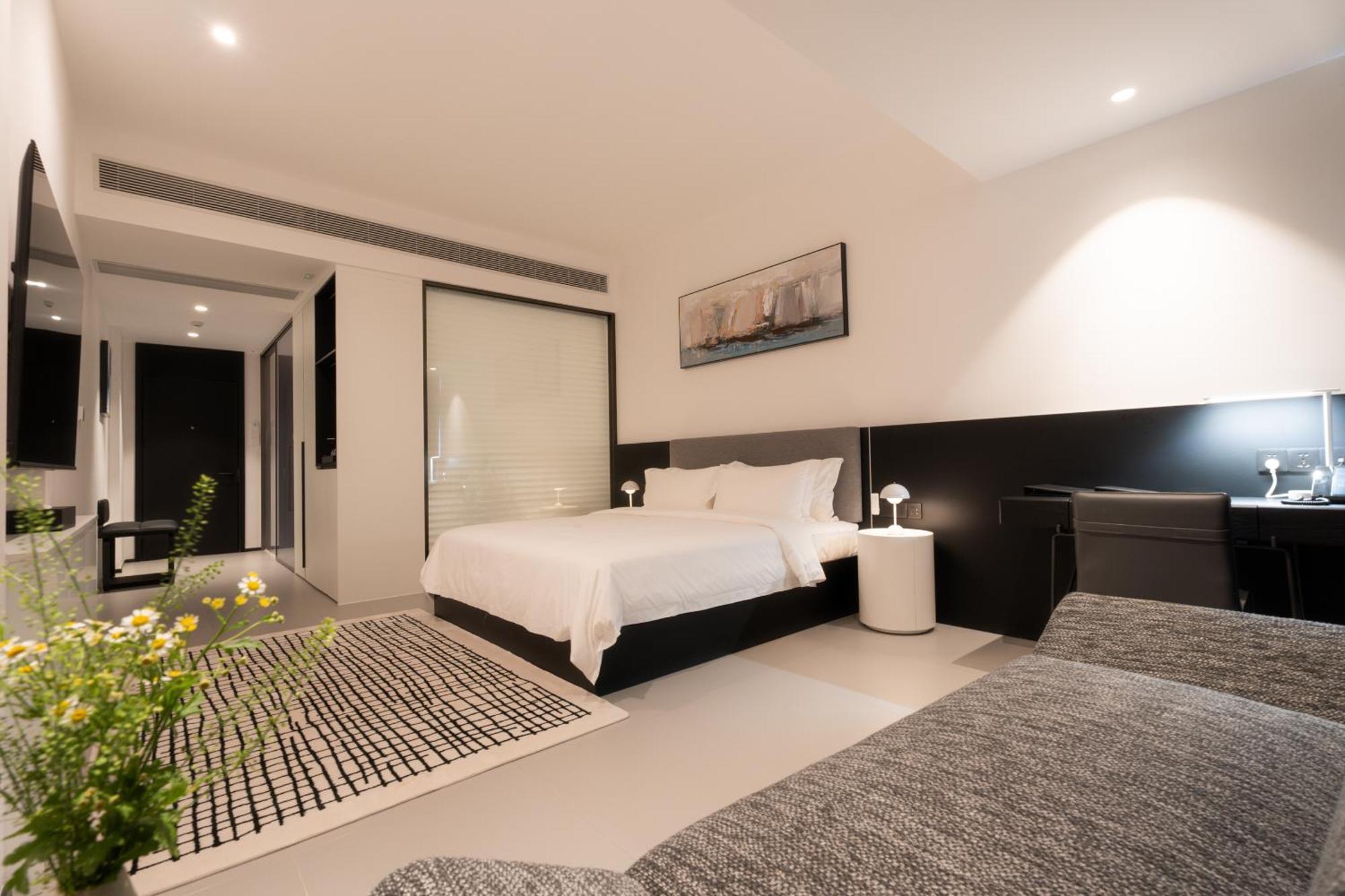 One Riviera Hotel And Residences Ban Souanmone Екстериор снимка